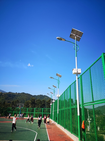 文山校园常规太阳能路灯